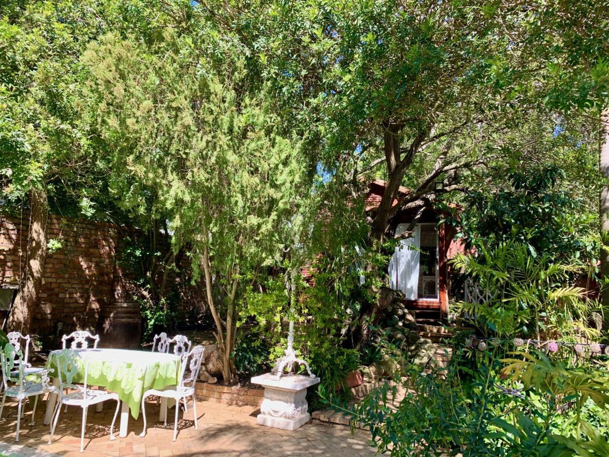 The Little Hideaway Guesthouse ステレンボッシュ エクステリア 写真