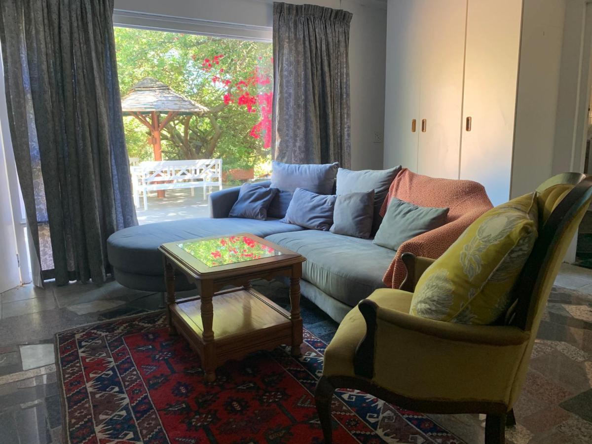 The Little Hideaway Guesthouse ステレンボッシュ エクステリア 写真